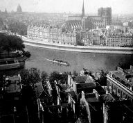 black_and_white_paris_landscape